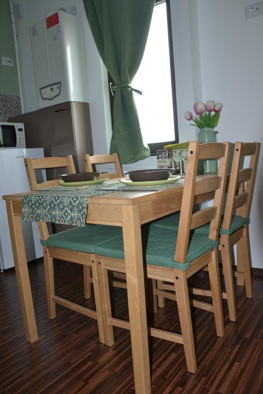 Coffee Residence Бухарест Номер фото